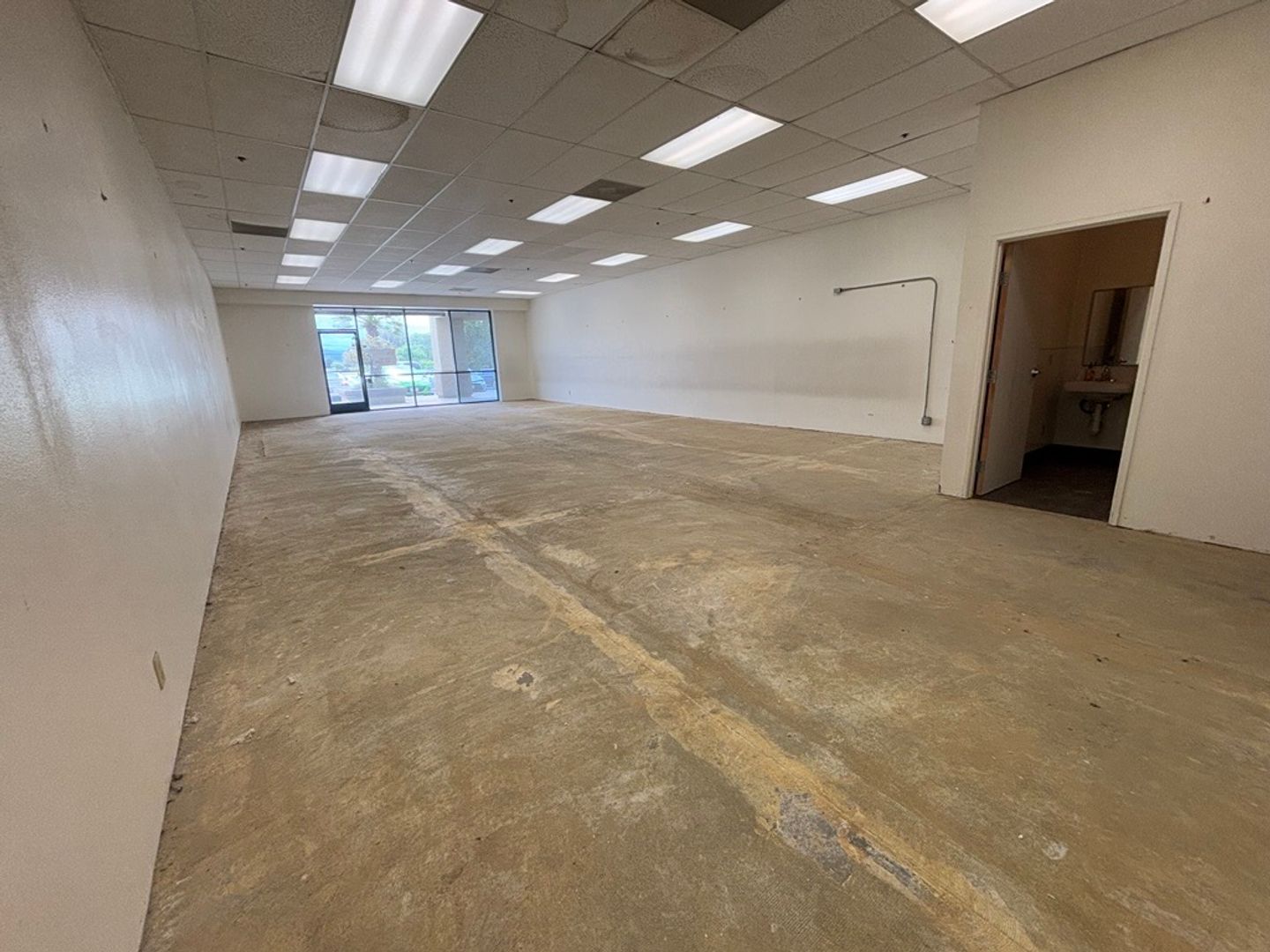 Open retail interior in Suite 109 at Bear Valley Plaza